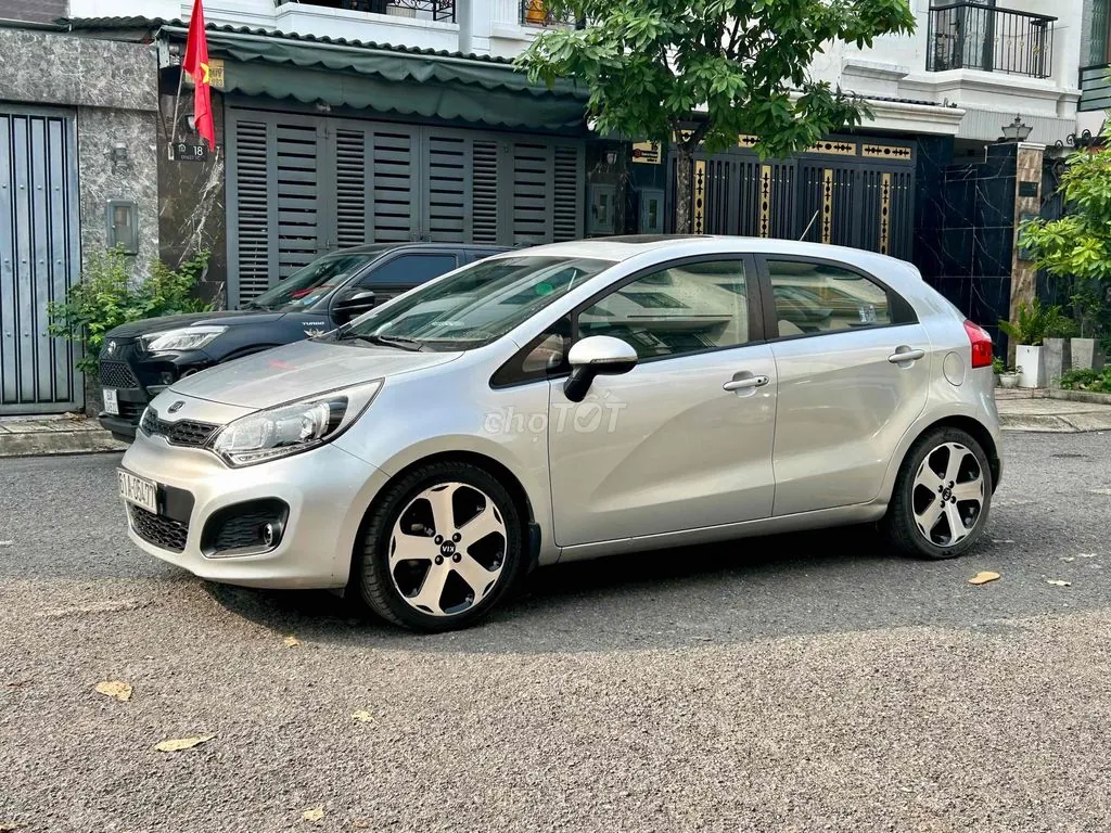 Kia Rio 2012 photo 4