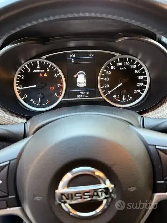 Nissan Micra 2018 photo 2