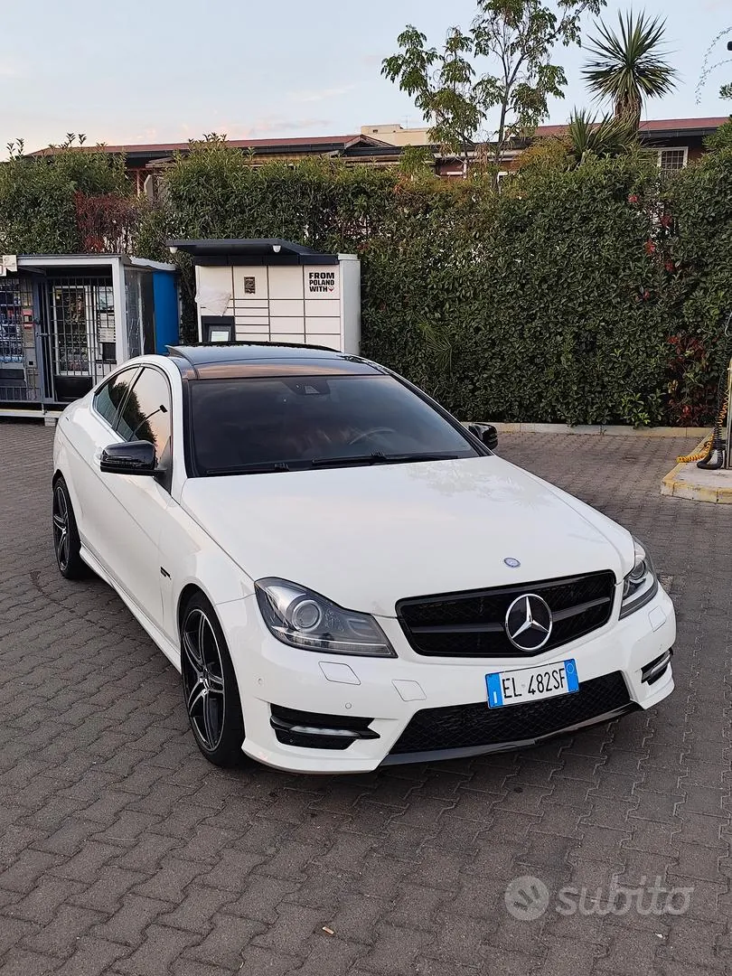 Mercedes-Benz C250 2012 photo 2