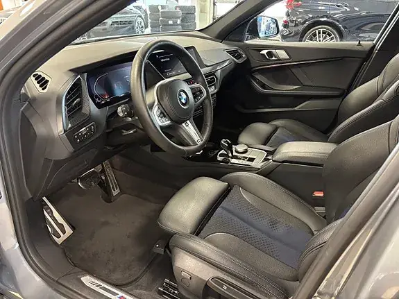 BMW 118D 2022 photo 5