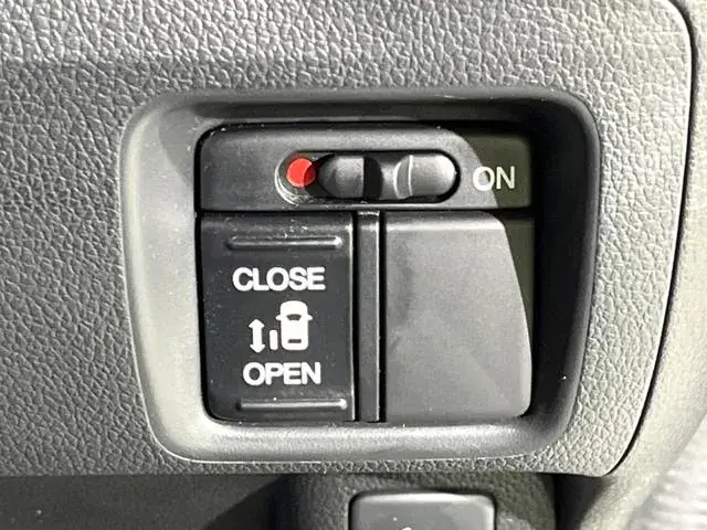 Honda N-Box 2014 photo 3