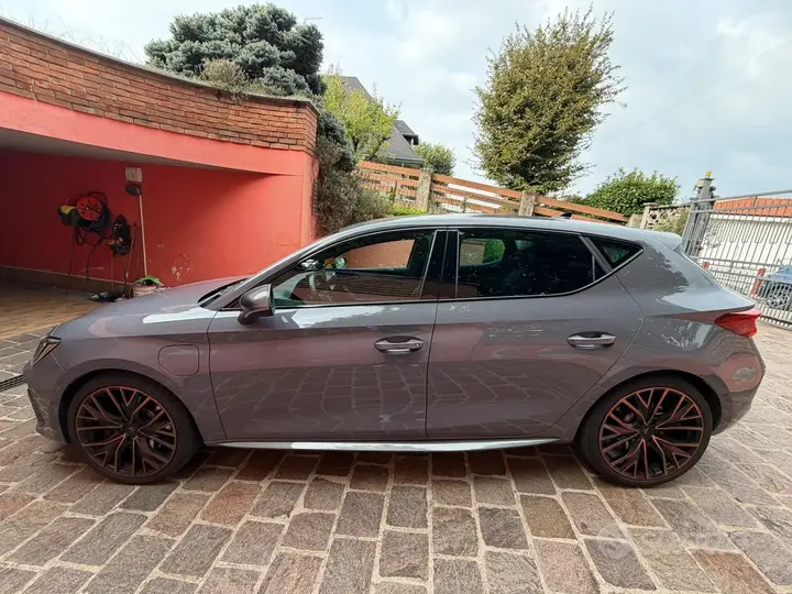 Cupra Leon 2023 photo 5