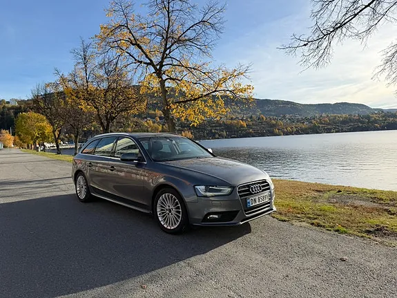 Audi A4 2013 photo 2