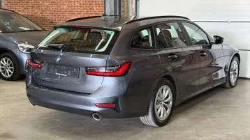 BMW 3 Series 2021 photo 2