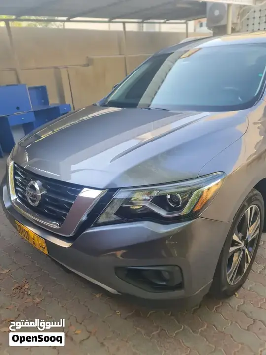 Nissan Pathfinder 2017 photo 2
