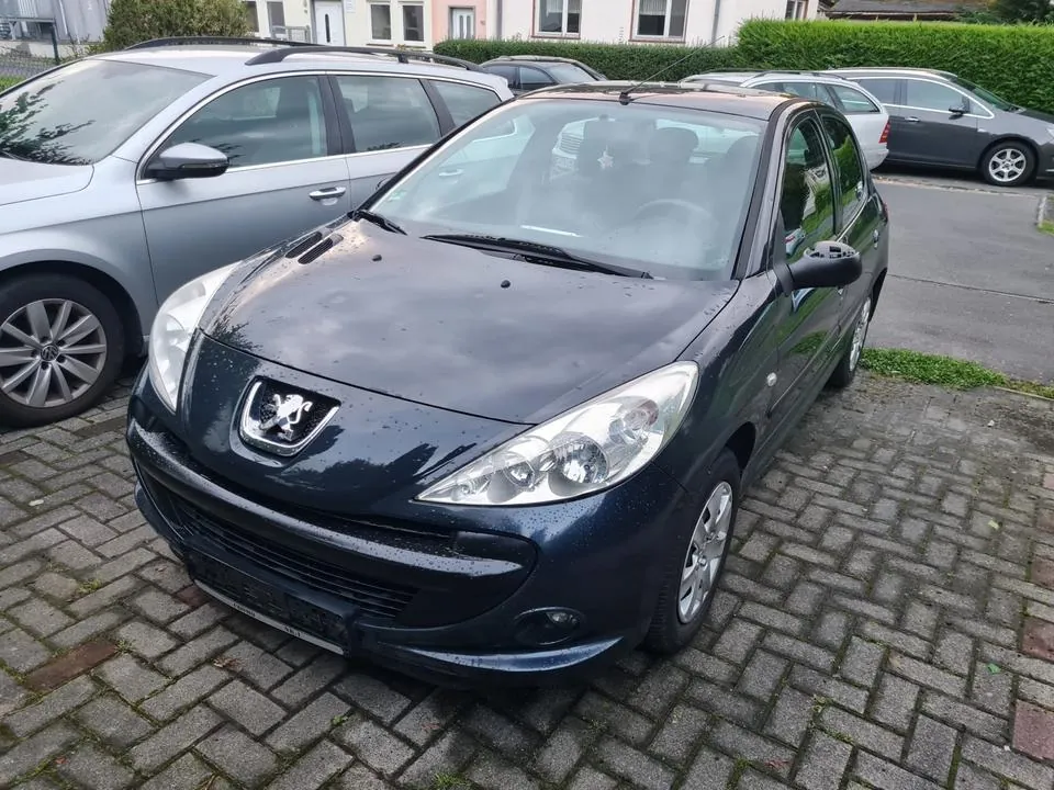 Peugeot 206