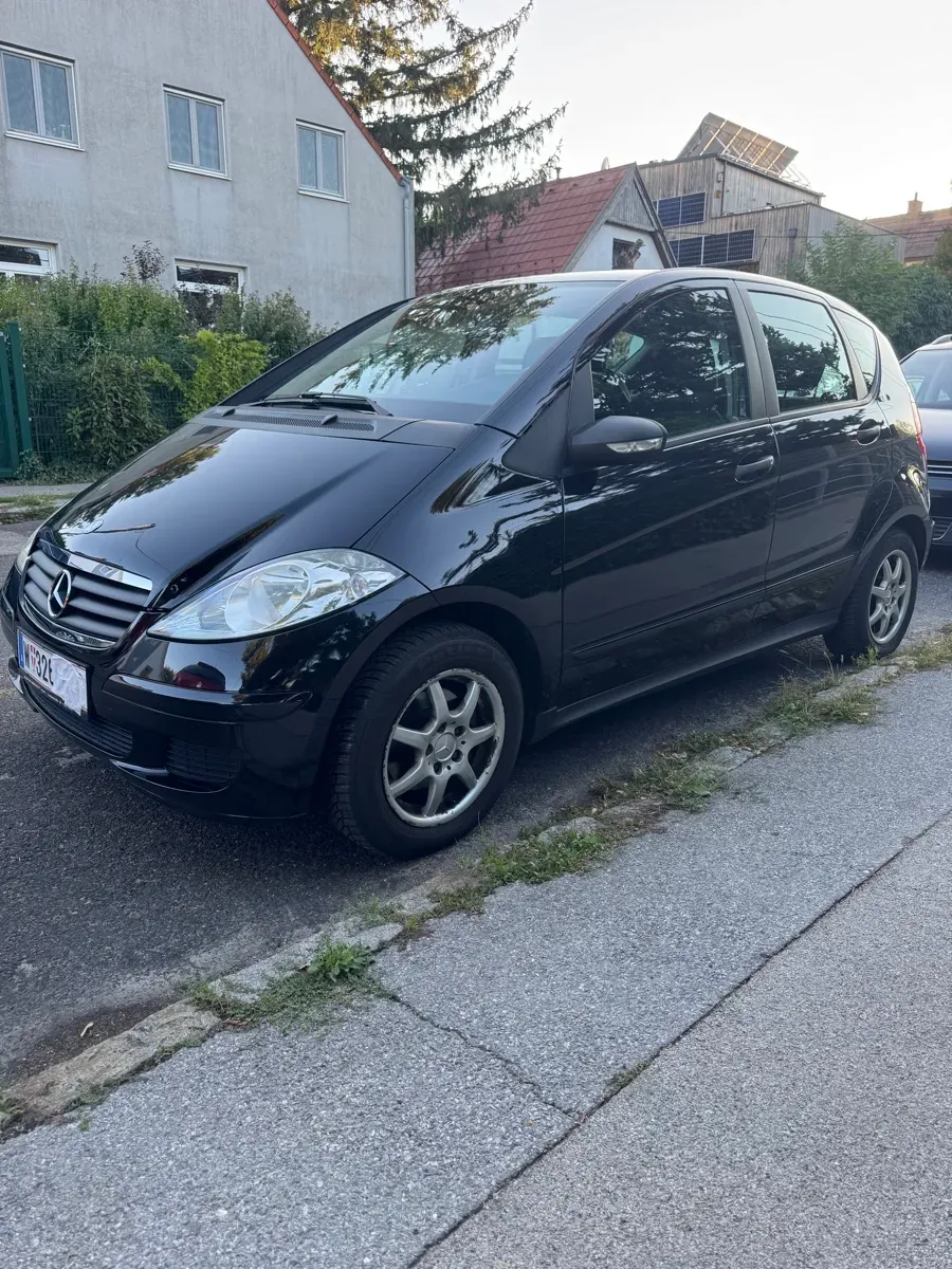 Mercedes-Benz A-Class 2007 photo 2