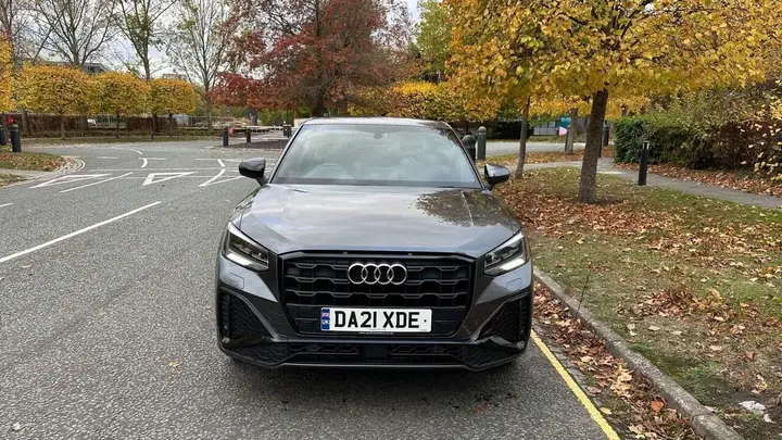 Audi Q2 2021 photo 2