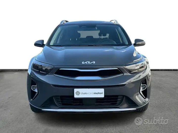Kia Stonic 2022 photo 2