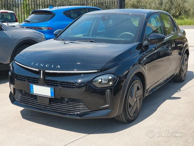 Lancia Nuova Ypsilon 2025 photo 2