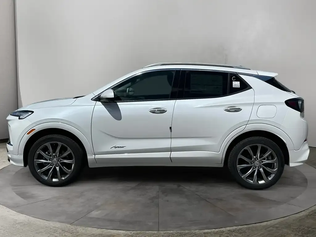 Buick Encore Gx 2026 photo 2
