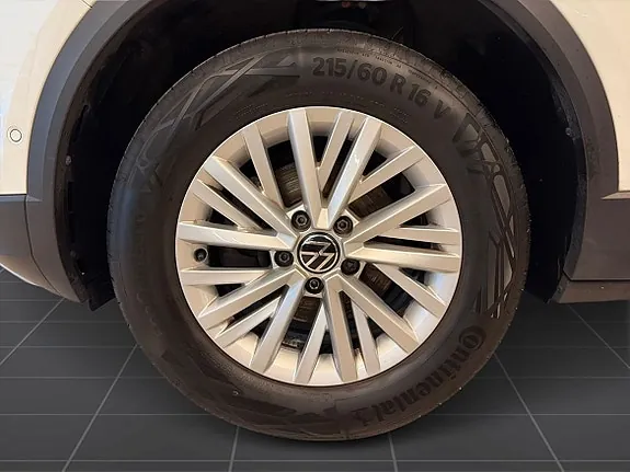 Volkswagen T-Roc 2023 photo 5
