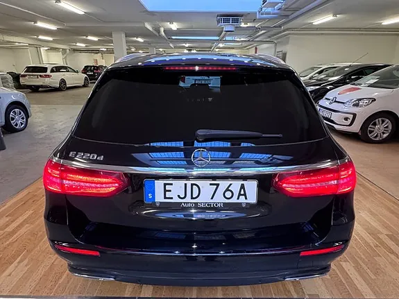 Mercedes-Benz E220 2020 photo 5