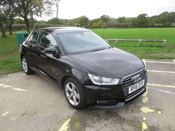 Audi A1 2016 photo 3