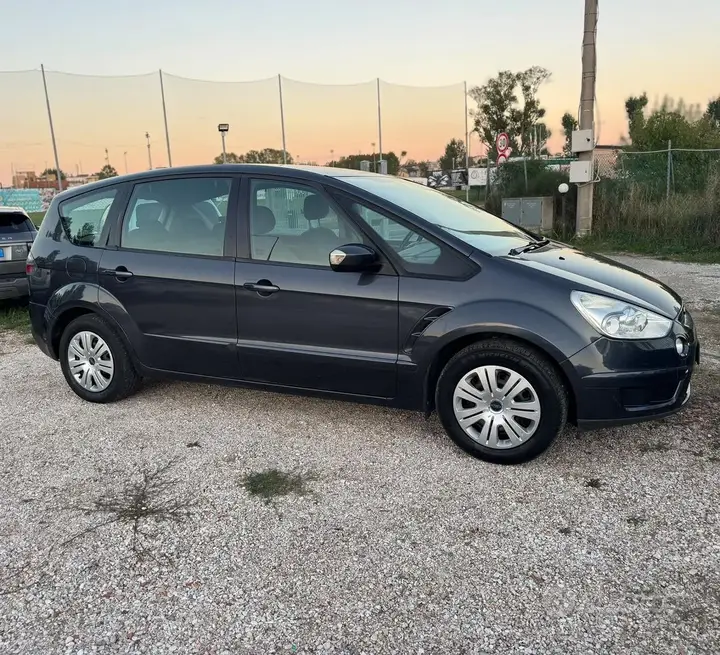 Ford S-Max 2008 photo 5