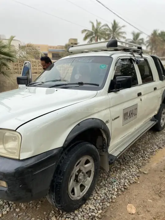 Mitsubishi L200