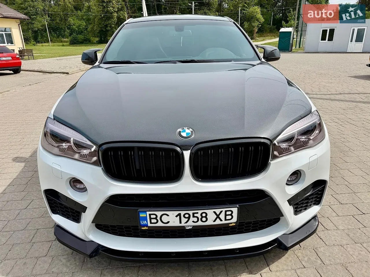BMW X6 M 2018 photo 4