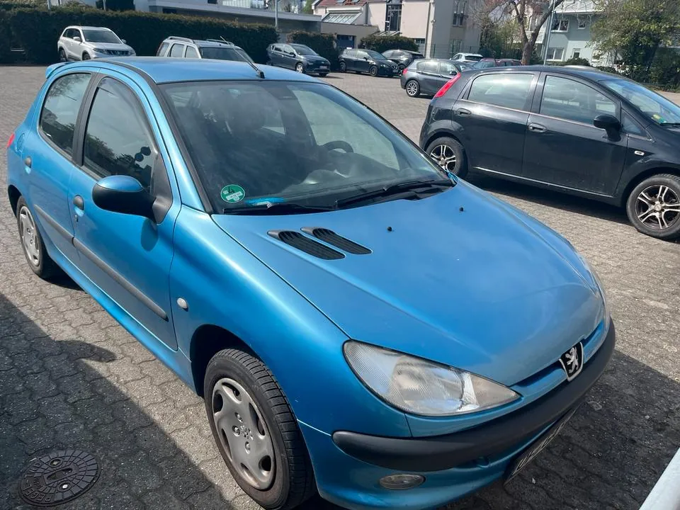 Peugeot 206