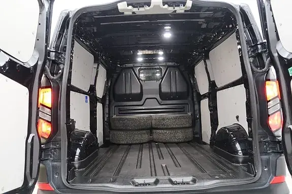 Ford Transit Custom 2024 photo 4