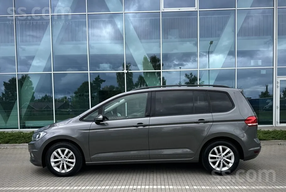 Volkswagen Touran 2017 photo 4