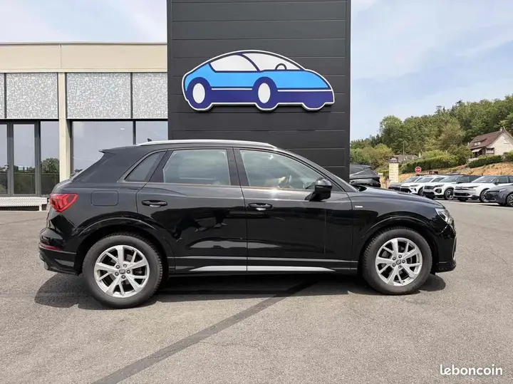 Audi Q3 2019 photo 3