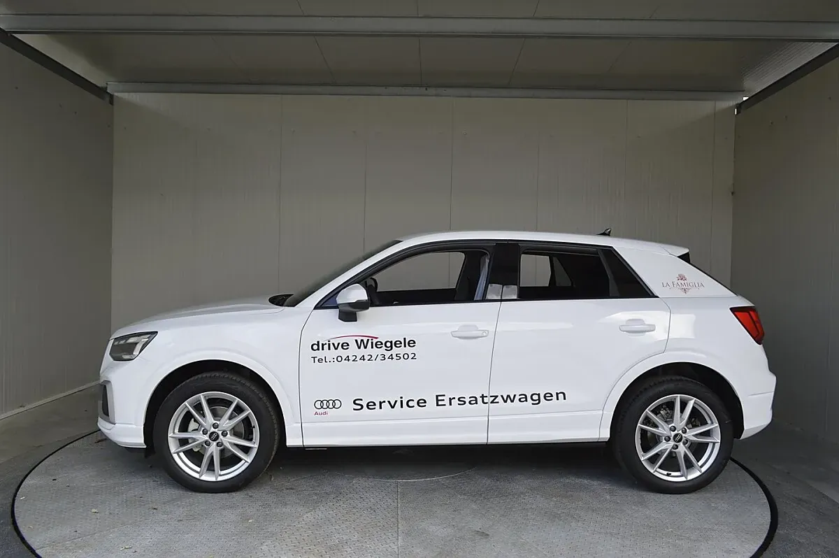 Audi Q2 2025 photo 3
