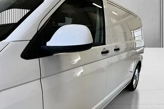 Volkswagen Transporter 2021 photo 5
