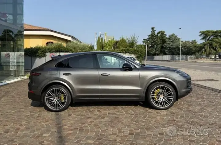 Porsche Cayenne 2020 photo 2