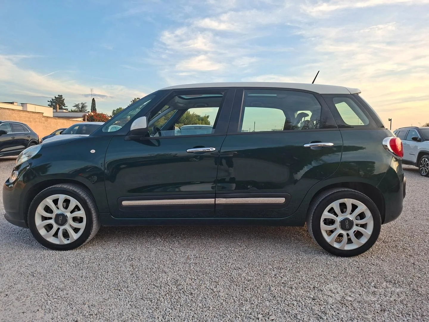 Fiat 500L 2012 photo 4