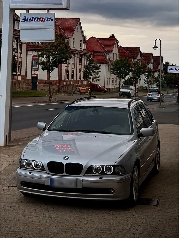 BMW 520I E39