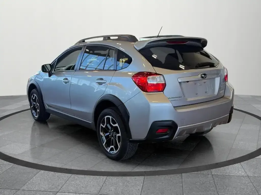 Subaru Crosstrek 2017 photo 3