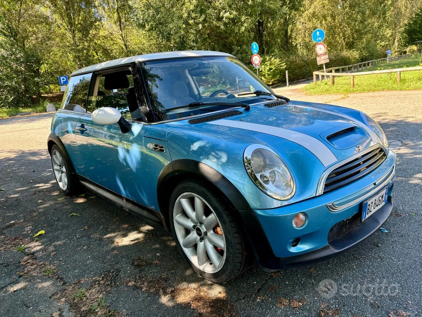 Mini Cooper S 2002 photo 2