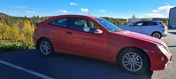 Mercedes-Benz C180 2002 photo 4
