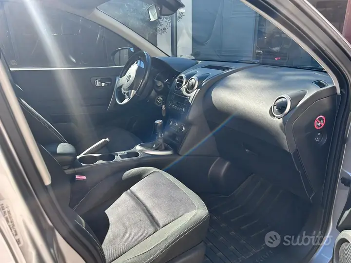 Nissan Qashqai 2013 photo 4
