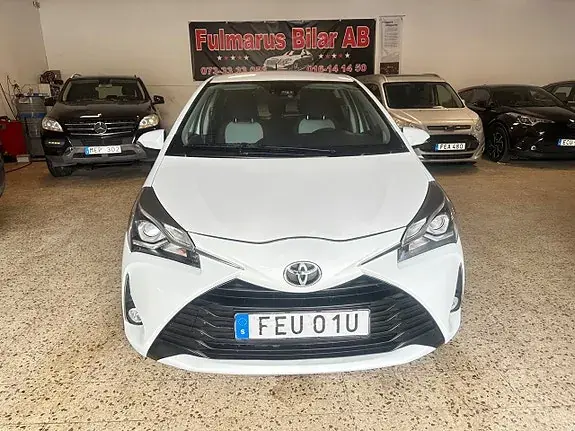 Toyota Yaris 2019 photo 2