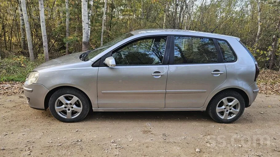 Volkswagen Polo 2006 photo 2