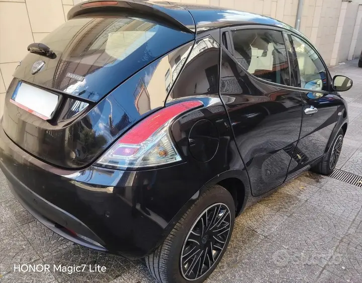 Lancia Ypsilon 2023 photo 4
