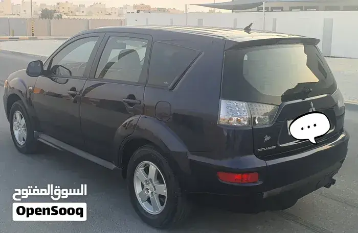 Mitsubishi Outlander 2012 photo 2