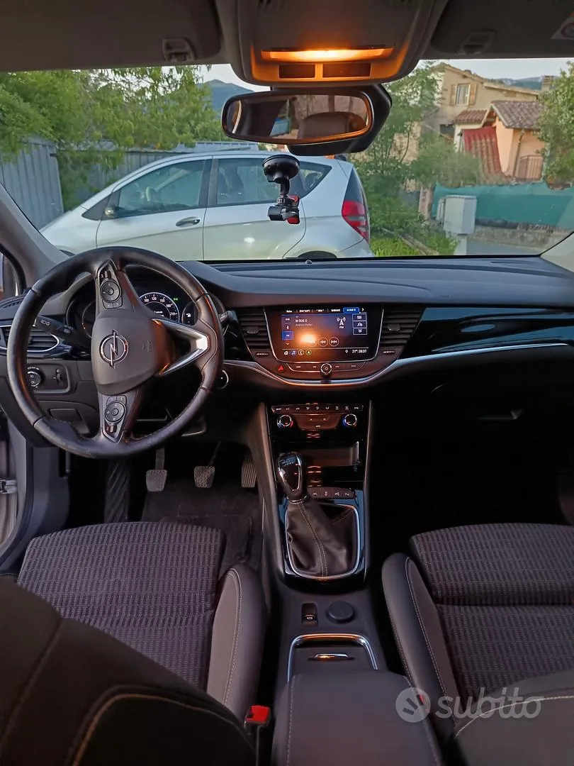 Opel Astra 2020 photo 4
