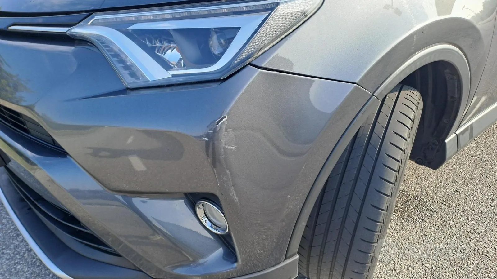 Toyota Rav4 2016 photo 3