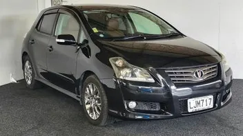Toyota Blade 2009 photo 2