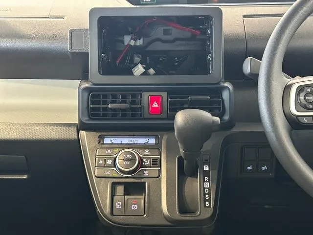 Daihatsu Tanto X 2024 photo 4