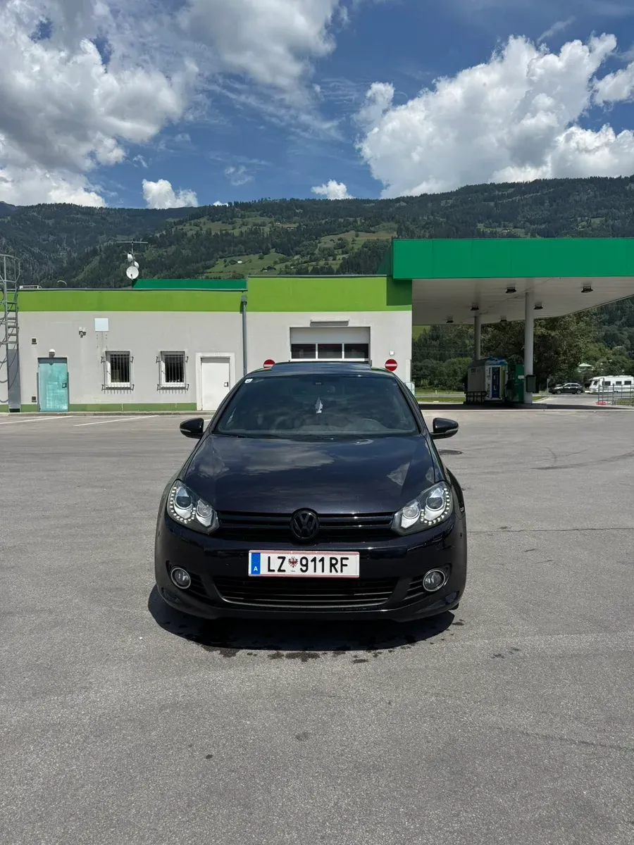 Volkswagen Golf 2011 photo 3