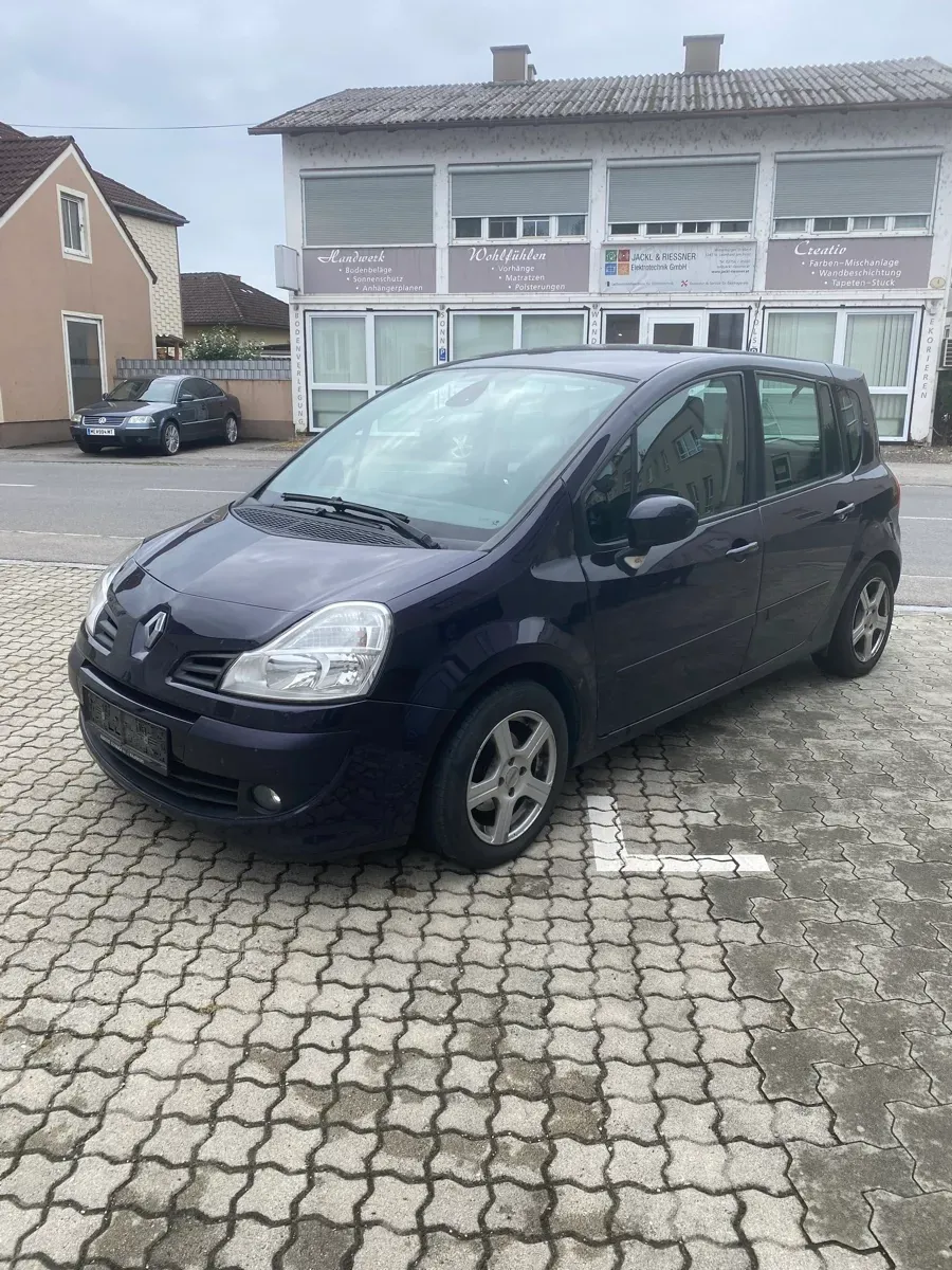 Renault Modus 2009 photo 2