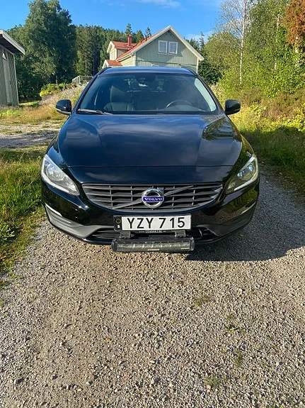 Volvo V60 2018 photo 2