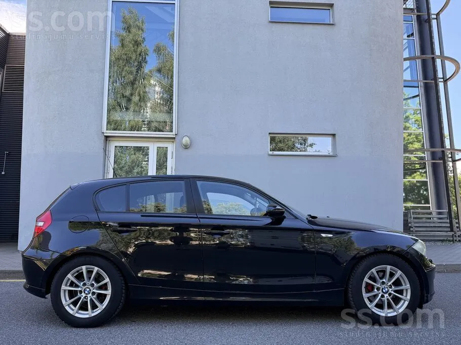 BMW 118D 2008 photo 5