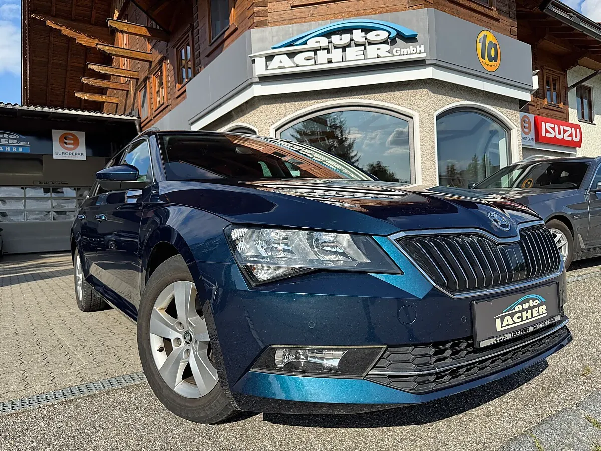 Skoda Superb 2019 photo 3