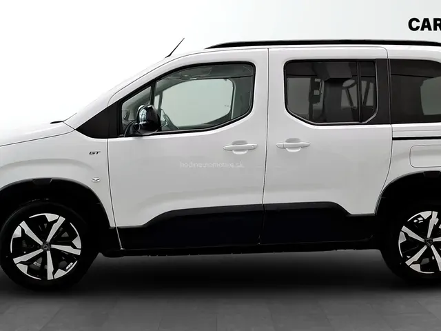 Peugeot Rifter 2024 photo 2