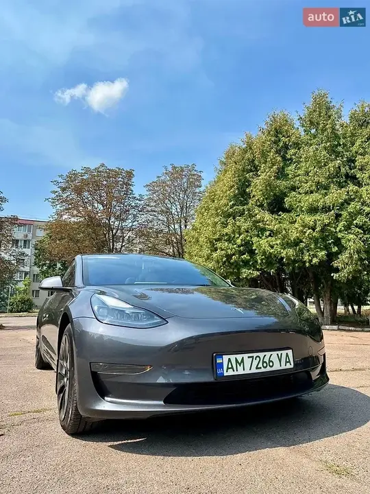 Tesla Model 3