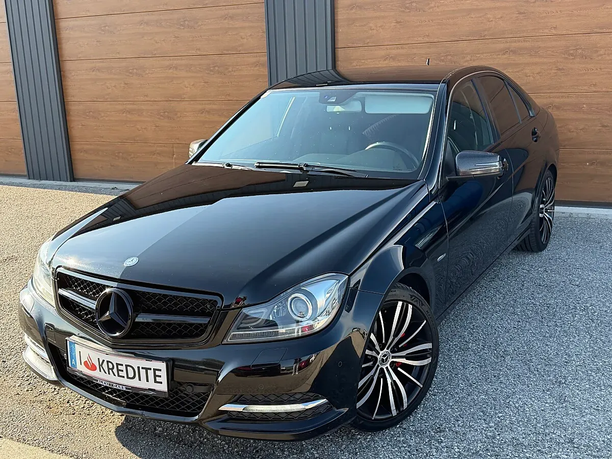 Mercedes-Benz C-Class 2011 photo 2